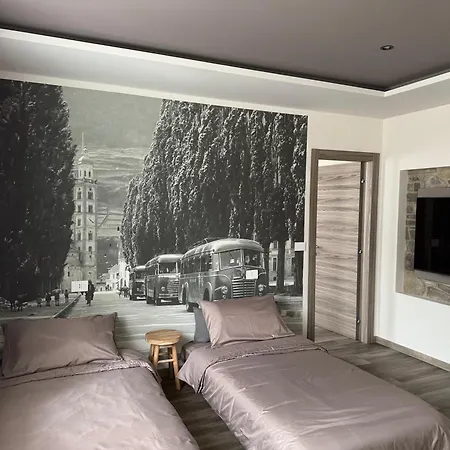 La Casa Di Adele Tirano