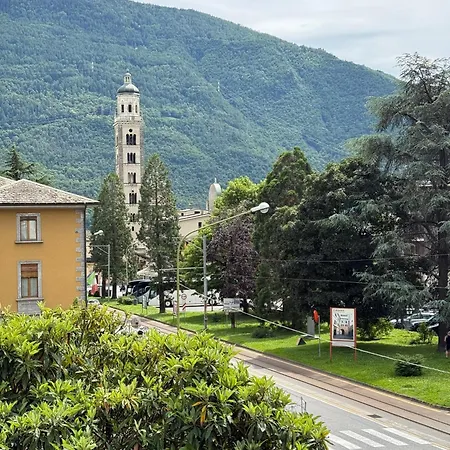 La Casa Di Adele * Tirano